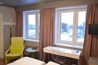 Мотели Aurora Motel Кеми Двухместный номер с 1 кроватью или 2 отдельными кроватями и ванной комнатой-10